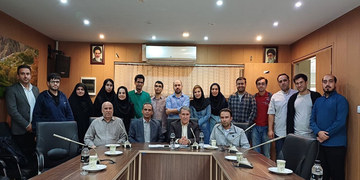  جلسه معارفه دانشجویان نو ورود گروه توسعه و برنامه ریزی اقتصادی برگزار شد